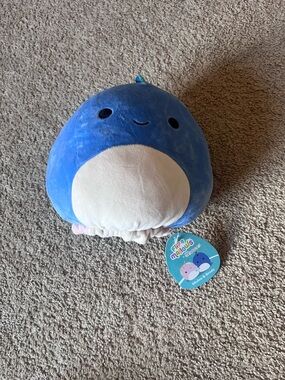 Pink and blue flipmallow